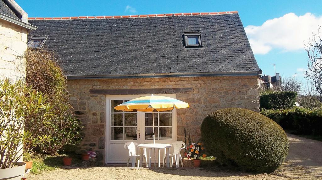 Hotel La Ferme De Poulpeye Loctudy Exterior foto